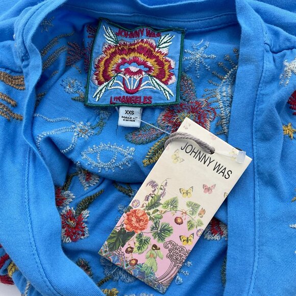 Johnny Was Lissa Bright Blue Flutter Sleeve Floral Embroidered Tee XXS NWT - Picture 8 of 10